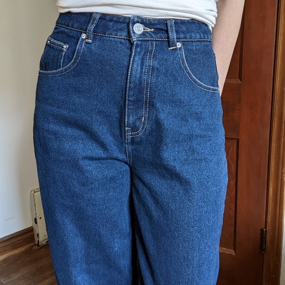 High Waist Organic Cotton Barrel Mom Jeans by Twik - Picture 2 of 9